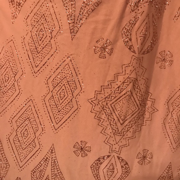 Gown - Picture 3 of 4